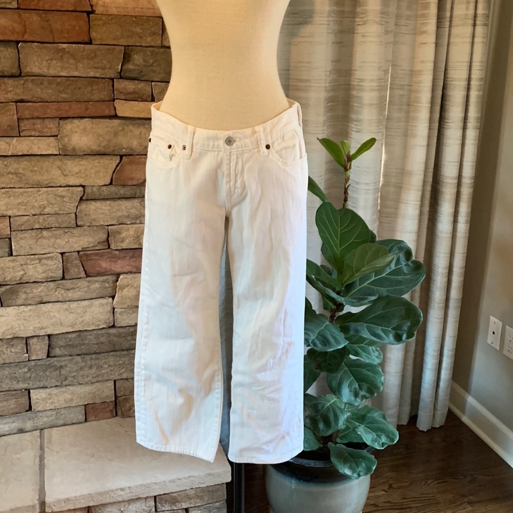 LUCKY brand cropped size 8 white jeans